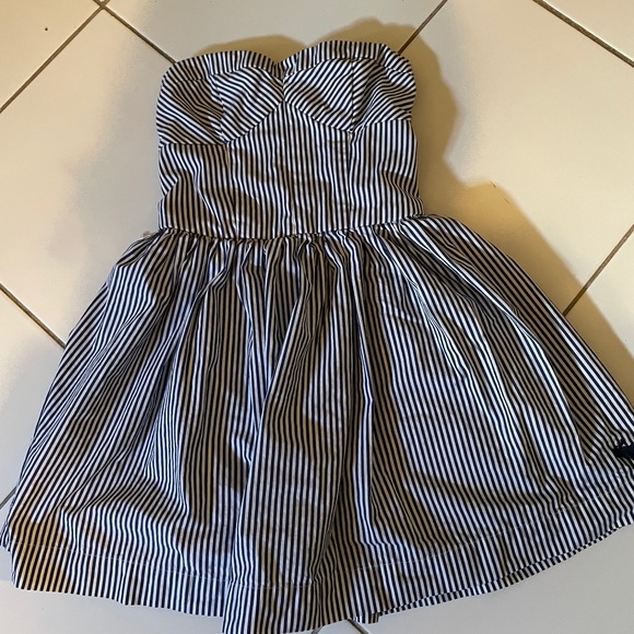 Abercrombie & Fitch Dresses & Skirts - Abercrombie & Fitch